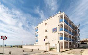 Apartamentos Denis